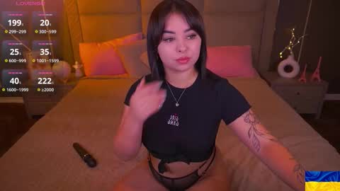 Susie online show from November 25, 9:13 pm