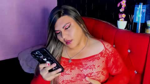 Snapshot of sussan__dirty chatting on October 28, 11:39 pm Sussan online show from October 28, 11:39 pm