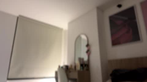 Snapshot of sussanf_ chatting on February 5, 12:53 am  Susy  online show from February 5, 12:53 am