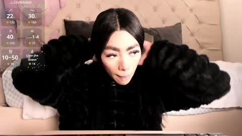 Sussie Tompsom online show from March 22, 1:15 pm