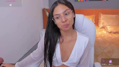 Snapshot of sussy_sweet4u chatting on February 28, 9:36 am sussy_sweet4u online show from February 28, 9:36 am