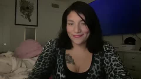 Suzy online show from October 23, 4:47 am