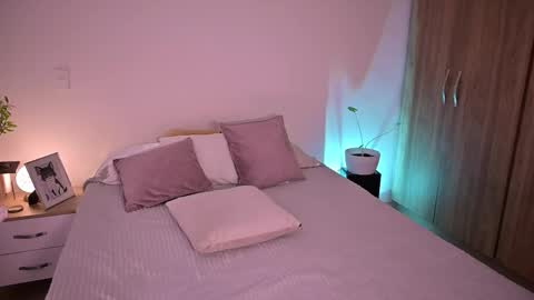 Sofis schedule 10pm until 4am GMT-5 online show from September 19, 2:37 am