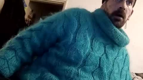 sweaterboy666 online show from January 14, 1:19 pm