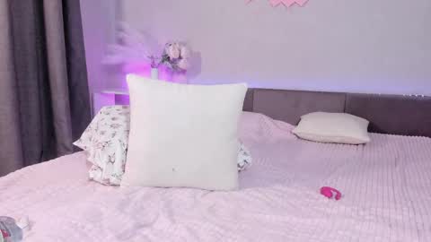 Hey there Im Rita online show from June 7, 7:13 am
