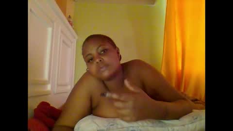 sweet52537 online show from October 12, 2:42 pm