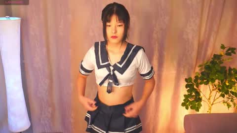 My name is Margo Please Thumbs up me   online show from January 17, 3:16 am