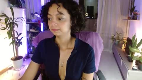 Tutti  online show from February 21, 2:36 am