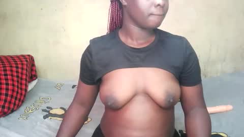 Snapshot of sweet_candy0442 chatting on October 22, 7:22 am asscarry online show from October 22, 7:22 am