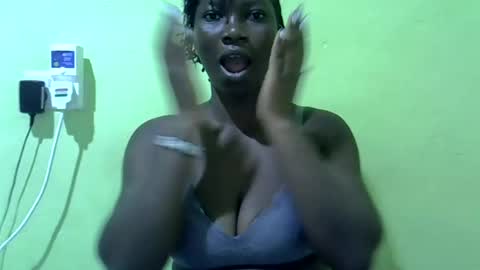 sweet_cherie1 online show from July 19, 1:36 pm