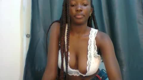 sweet_denzel online show from April 18, 5:37 pm