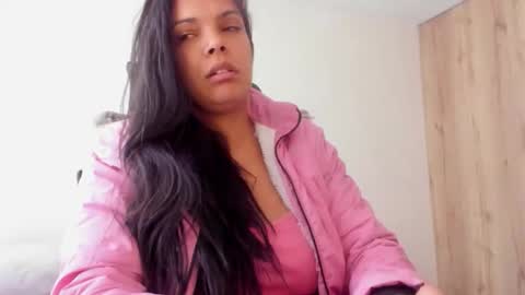 Kendra online show from February 18, 2:06 pm