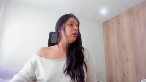 Kendra online show from February 12, 2:09 pm