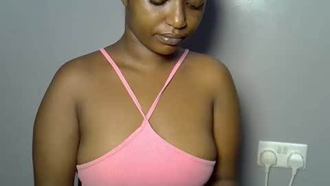 sweet_ebony001 online show from March 28, 3:35 pm