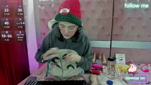  emmili  online show from December 2, 12:14 pm