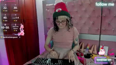  emmili  online show from December 19, 12:55 pm