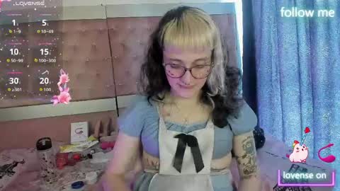 emmili  online show from June 5, 2:44 pm
