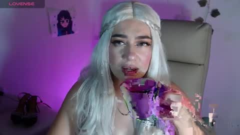 carolina online show from April 4, 10:50 pm