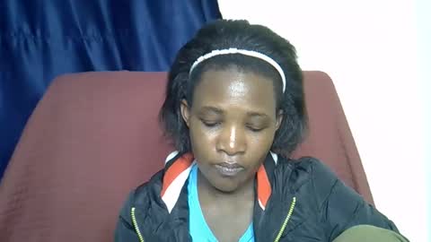 sweet_lessly online show from February 28, 5:06 pm