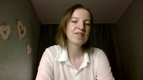 Snapshot of sweet_lilbunny chatting on October 20, 3:17 pm sweet_lilbunny online show from October 20, 3:17 pm