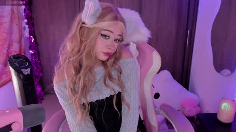sweet_lilly_sweet online show from February 9, 1:44 am