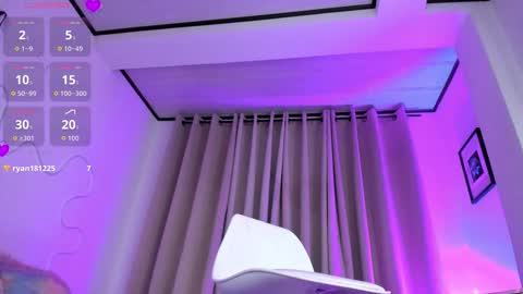 Miss Mackensy online show from December 18, 3:13 am