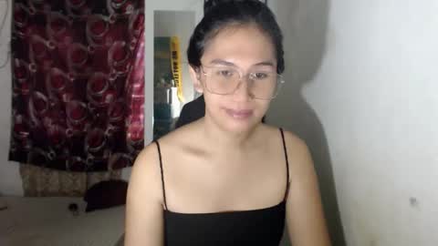 Marie online show from April 9, 11:43 pm