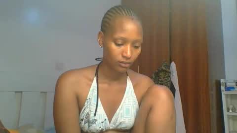 Linda online show from April 14, 2:37 am