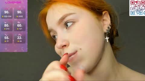 Mia online show from September 30, 2:16 pm