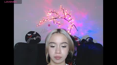 sweet molly420 online show from July 2, 3:44 am