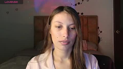 sweet_moon_v_ online show from January 17, 11:57 pm