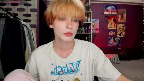 kira online show from July 1, 8:28 pm