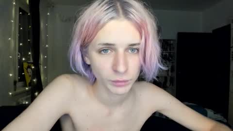 kira online show from October 25, 10:21 pm