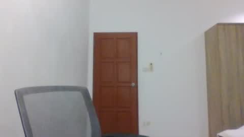 sweet_poeme online show from July 28, 2:13 pm