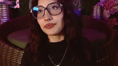 Roxanee online show from August 7, 9:02 pm