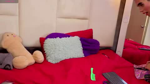 sweet_sam_lady online show from July 24, 10:45 am