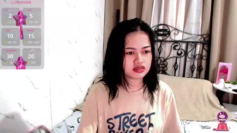 Leah online show from February 20, 1:16 am