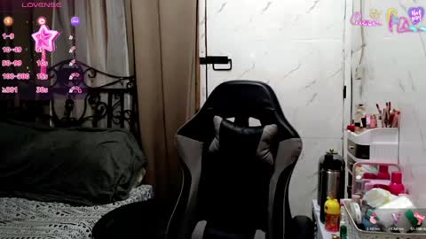 Leah online show from May 6, 7:47 am