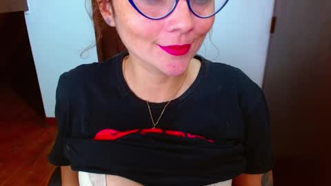 Snapshot of sweet_tammyy chatting on September 24, 1:51 pm tammy IG stammy 36 online show from September 24, 1:51 pm