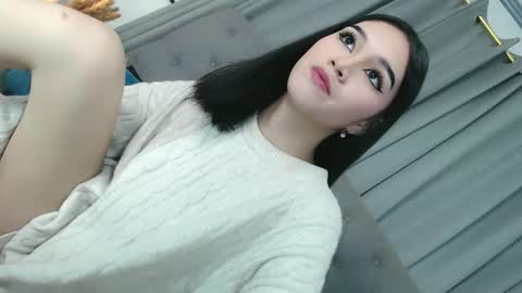 sweet_tatiana28 online show from March 26, 2:22 pm