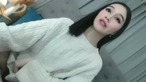 sweet_tatiana28 online show from April 12, 3:16 pm