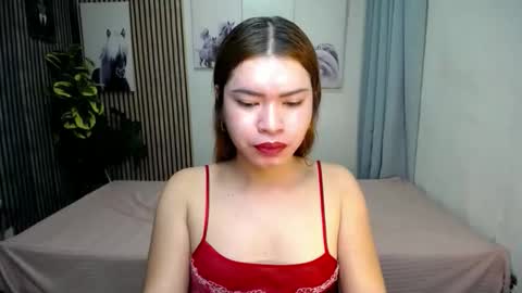 sweet_trexie online show from December 3, 2:45 am