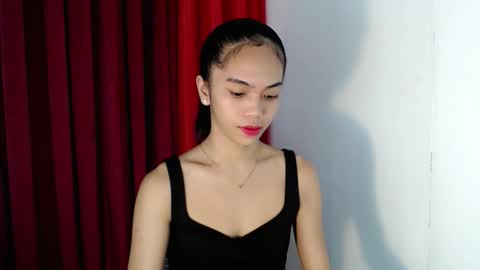 sweet_tyla online show from April 16, 7:08 am