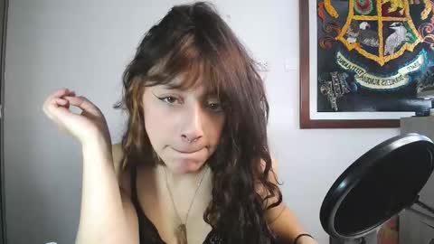Snapshot of sweet_venus4 chatting on October 6, 3:30 pm sweet_venus4 online show from October 6, 3:30 pm