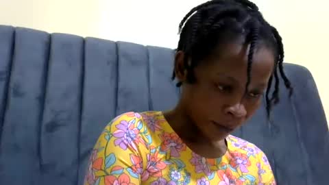 LIANAH online show from July 28, 9:14 pm