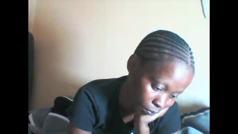 LIANAH online show from November 16, 8:00 pm