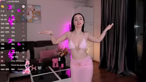 Amelia 3 - Im a naughty girl3 online show from May 24, 7:53 pm