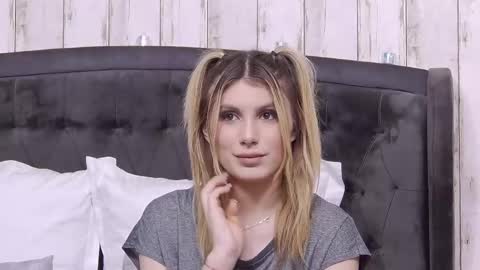 Anisia online show from April 16, 6:24 am