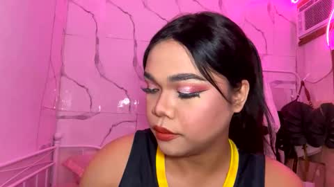 Leith Madrigal online show from November 1, 6:18 pm