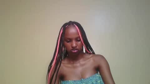 sweetberry30 online show from March 12, 10:26 am